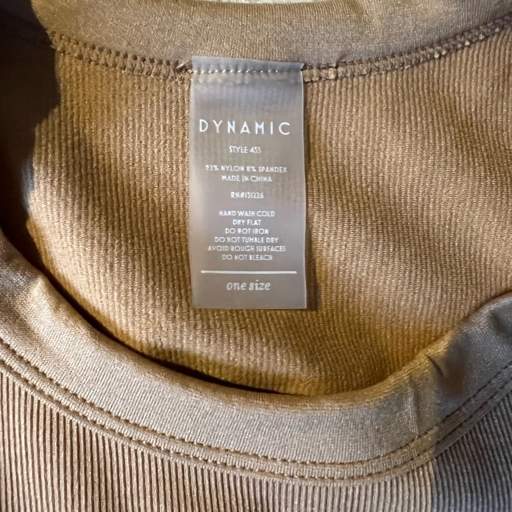 Dynamic High Neck Tank - Picture 4 of 4